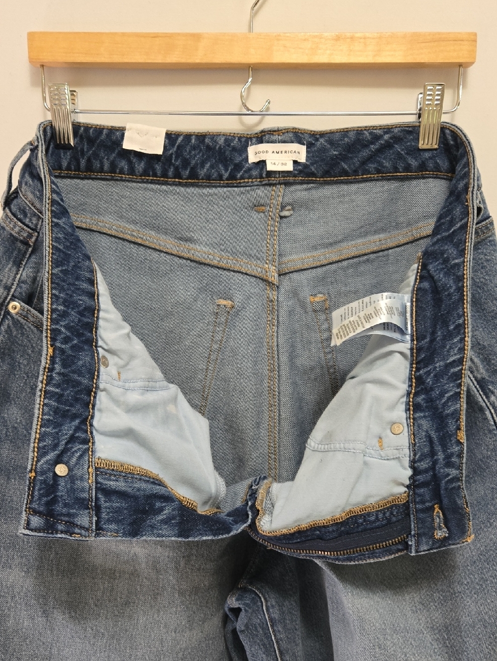 Good American Good Ease‎ Relaxed Wide Leg Jeans Size 14 / 32 Mid Rise 34" Inseam - Picture 8 of 13